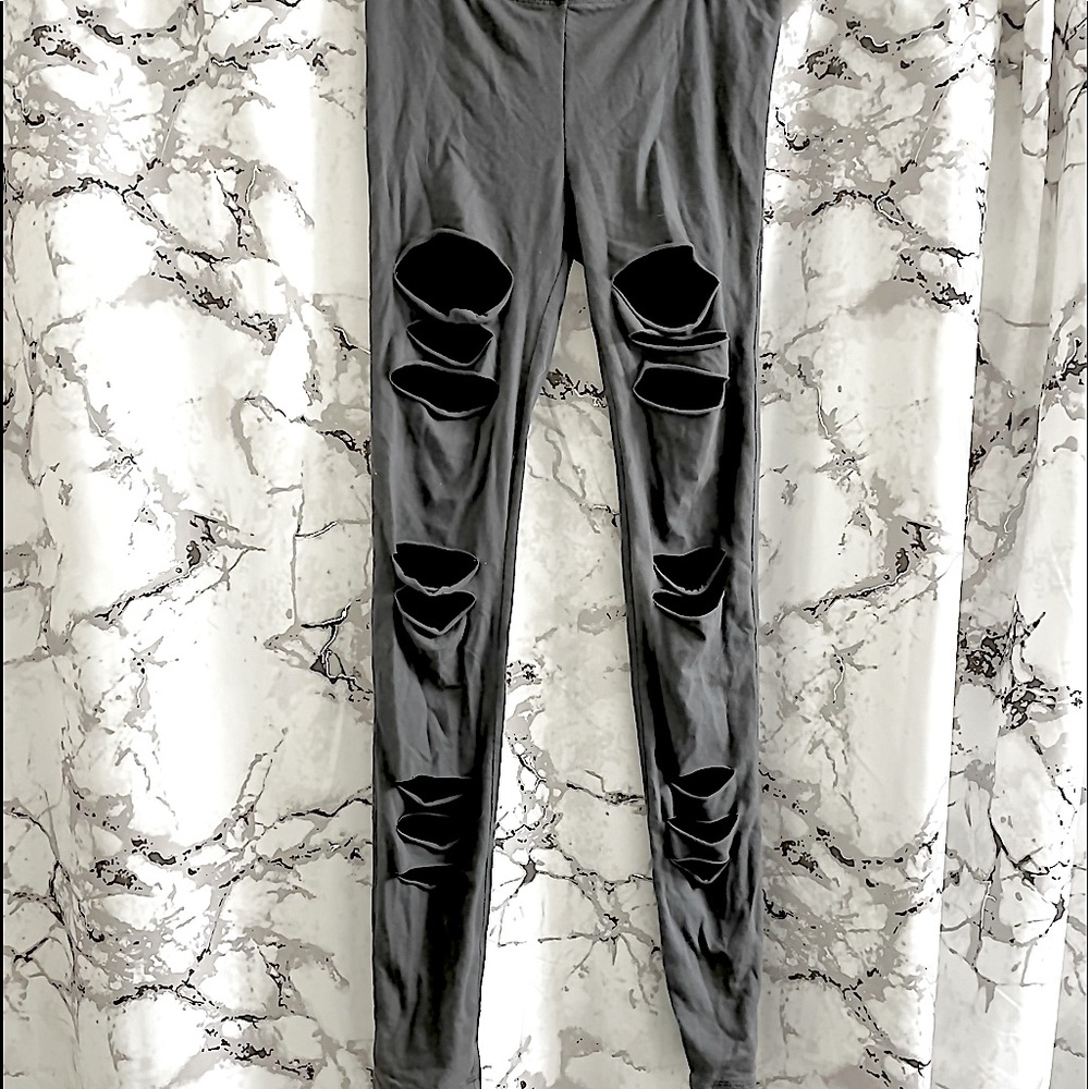 NIGHTCAP ripped legging, lace inset. Gry size 3